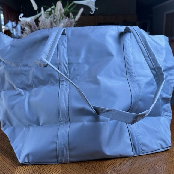 Erickson Large Tote Bag - Picture 1 of 11